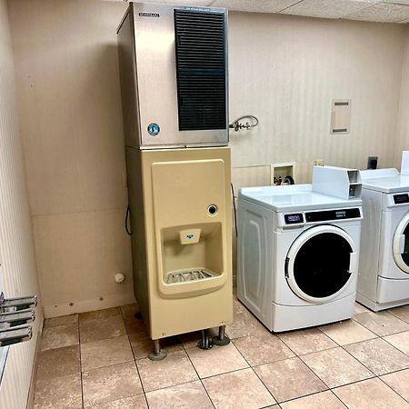 Hotel Lotus Kansas City Stadium Экстерьер фото