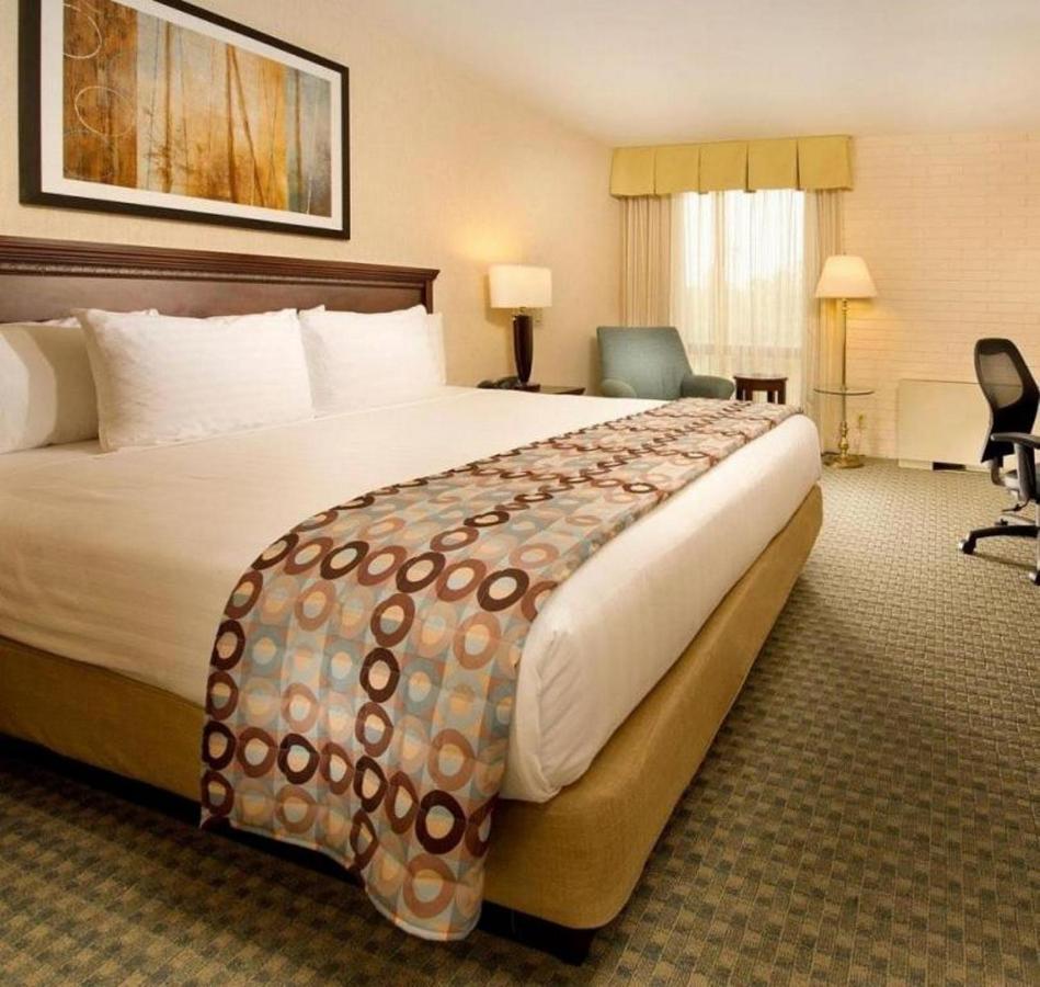 Hotel Lotus Kansas City Stadium Экстерьер фото